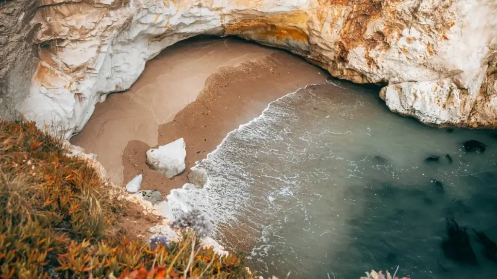 Практичен водич за огласувачи од Северна Македонија: каде и како да најдете колумбиски Facebook креатори за вирусни unboxing кампањи, чекор-по-чекор стратегии и ризици.