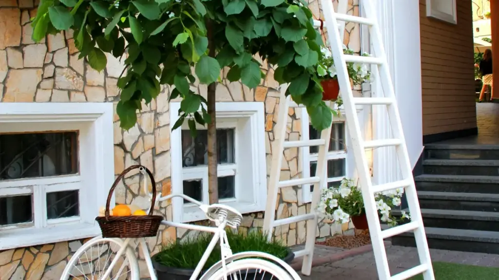 Практичен водич за огласувачи од Северна Македонија: како да лоцирате и ангажирате Sri Lanka Etsy креатори за промоција на нови песни, со тактики, платформи и примери од индустријата.