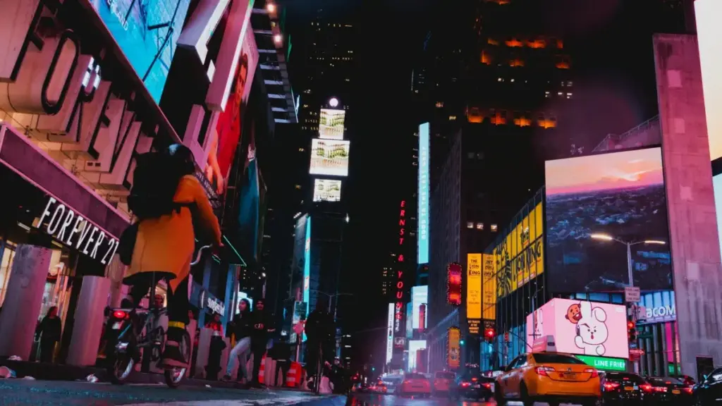 Практичен водич за македонски креатори: стратегии, канали и пример како да допрете до брендови од Сингапур на Twitch и да добиете UGC-проекти.