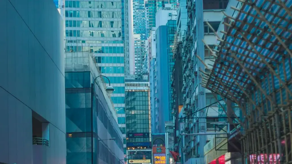 Практичен водич за јужноевропски креатори: чекори, канали и примери како да контактирате грузиски брендови на SoundCloud и да креирате follow‑up содржина за фан базата.